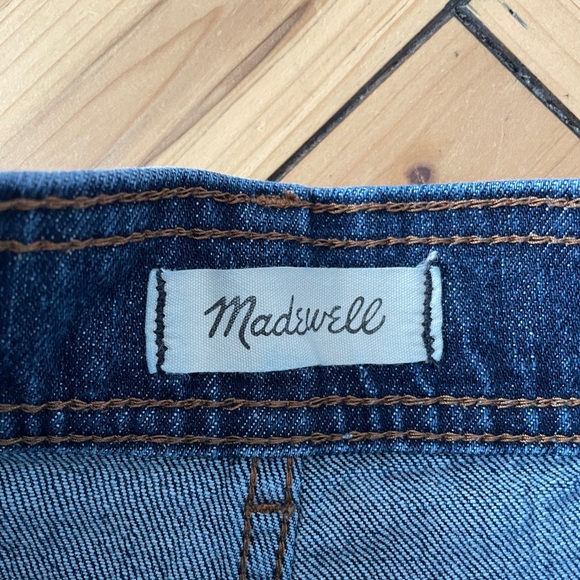 Madewell the perfect vintage straight jean size 26 . Color blue. - Picture 6 of 10